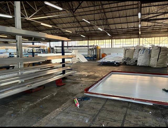 INDUSTRIAL PROPERTY TO RENT IN DEAL PARTY